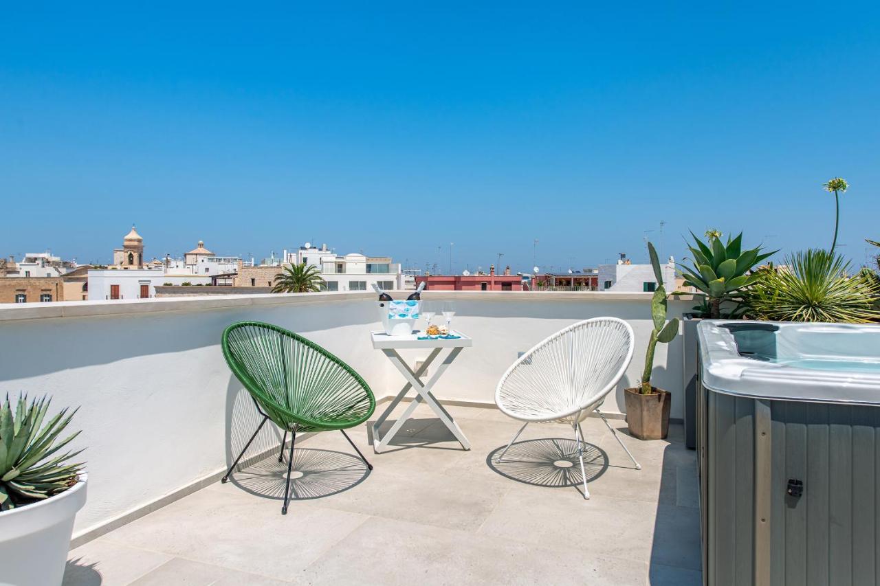 Belvedere Apartment & Pool - Housea Полиньяно-а-Маре Экстерьер фото